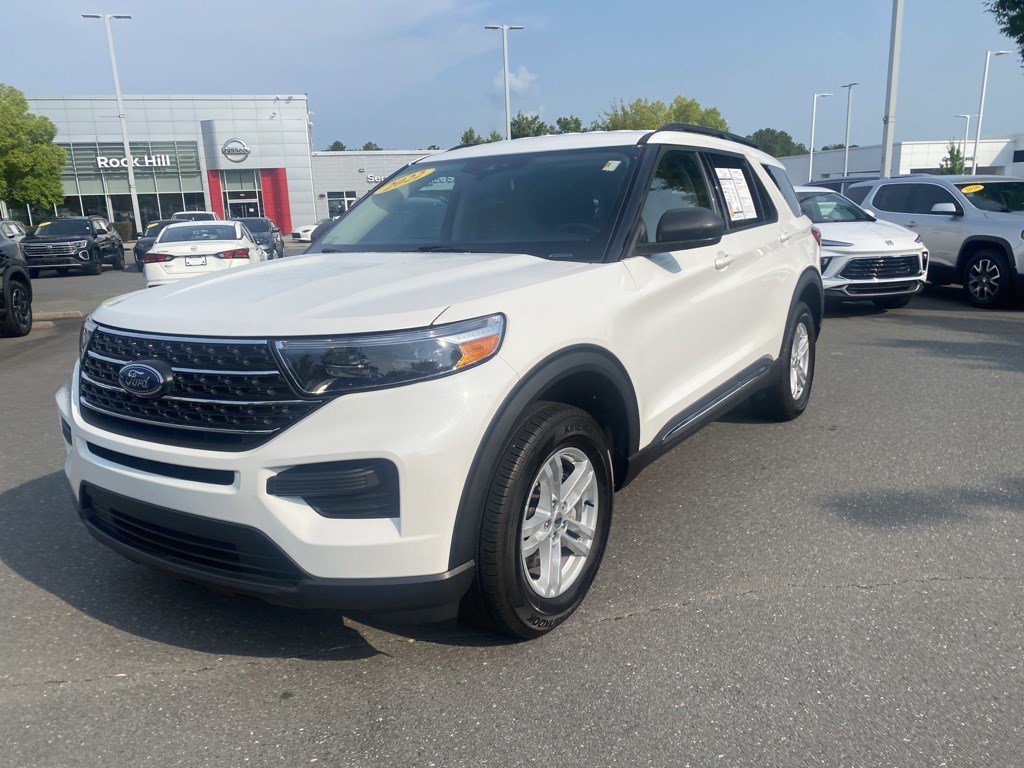 Used 2022 Ford Explorer XLT w/ Class IV Trailer Tow Package AWD/4WD image 9