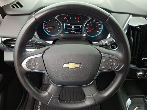 Used 2018 Chevrolet Traverse LT FWD image 18