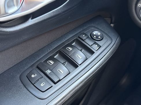 Used 2016 Jeep Cherokee Sport AWD/4WD image 22