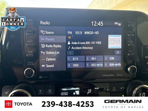 Used 2022 Toyota Highlander XLE AWD/4WD image 23