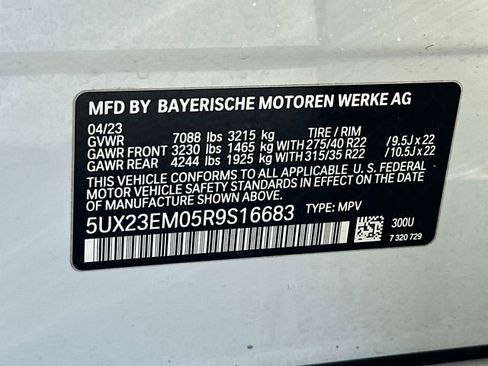 Used 2024 BMW X7 xDrive40i w/ M Sport Package image 30