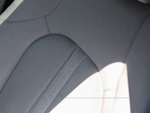 Certified 2023 Hyundai Sonata Limited FWD image 32
