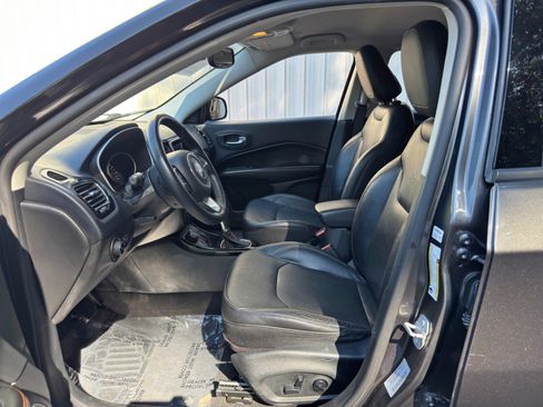 Used 2017 Jeep Compass Limited AWD/4WD image 15