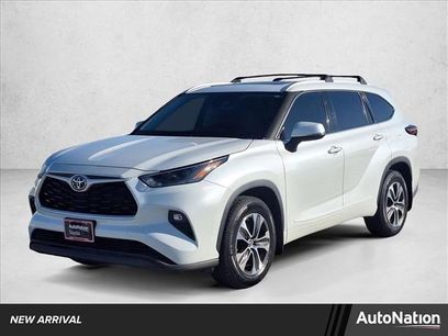Certified 2022 Toyota Highlander XLE