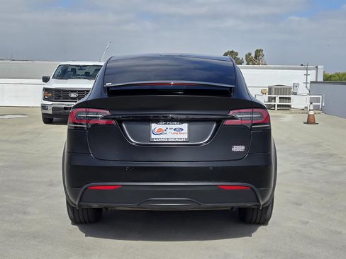 Used 2022 Tesla Model X Plaid AWD/4WD image 5
