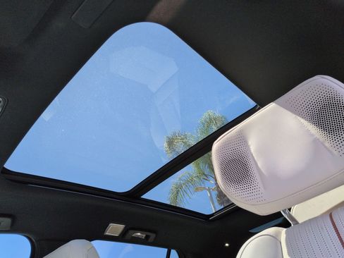 Used 2026 Cadillac Vistiq Sport w/ LPO, Floor Liner Package image 28