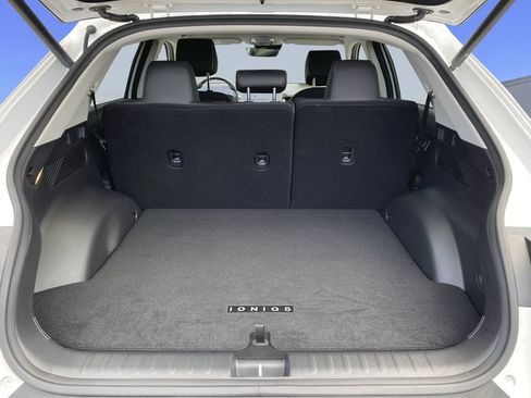 Certified 2023 Hyundai Ioniq 5 SEL w/ Cargo Package RWD image 31