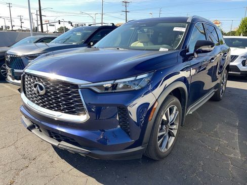 Certified 2023 INFINITI QX60 Luxe w/ Cargo Package image 2