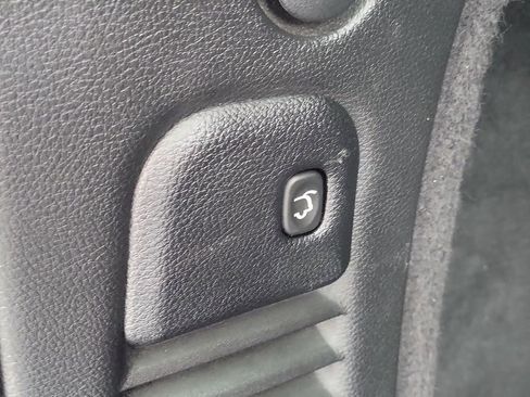 Used 2024 Dodge Durango GT image 16