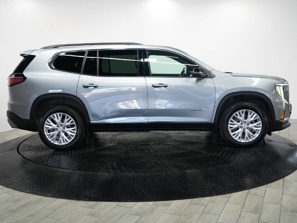Used 2024 GMC Acadia Elevation w/ Luxury Package AWD/4WD image 5