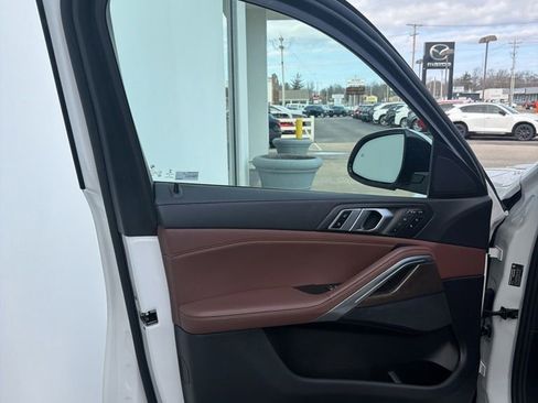 Used 2020 BMW X6 xDrive40i w/ Executive Package image 36