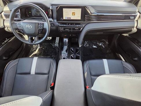 Certified 2025 Toyota Camry SE image 16