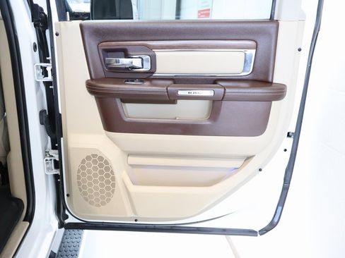 Used 2017 RAM 3500 Laramie image 38