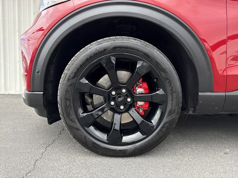 Used 2020 Ford Explorer ST w/ ST High-Performance Pack image 5