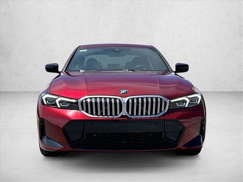 Used 2025 BMW 330i Sedan w/ M Sport Package RWD image 3