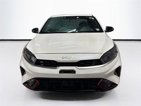 Used 2023 Kia Forte GT-Line w/ GT-Line Premium Package image 2