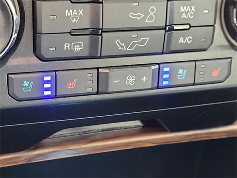 Certified 2020 Ford F150 Lariat image 22