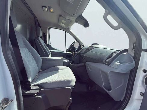 Used 2017 Ford Transit 250 130 Low Roof image 12