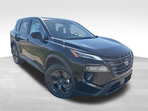 New 2026 Nissan Rogue SV FWD image 2