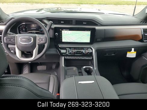 New 2025 GMC Sierra 2500 Denali w/ Denali Reserve Package image 22