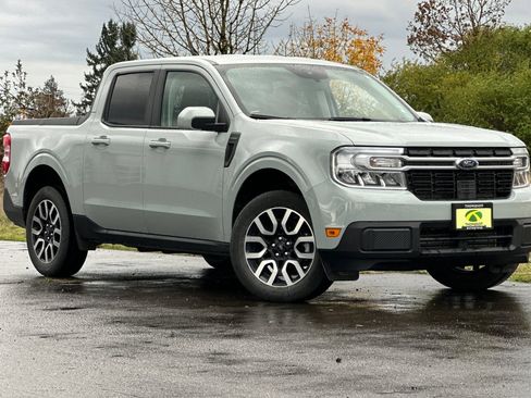 Used 2023 Ford Maverick Lariat w/ Lariat Luxury Package image 2