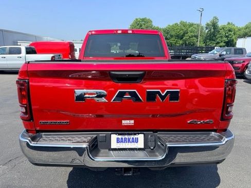 Used 2026 RAM 2500 Big Horn AWD/4WD image 4