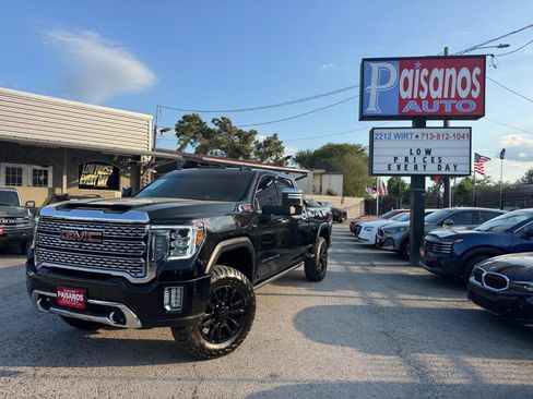 Used 2021 GMC Sierra 2500 Denali w/ Denali Black Diamond Edition image 1