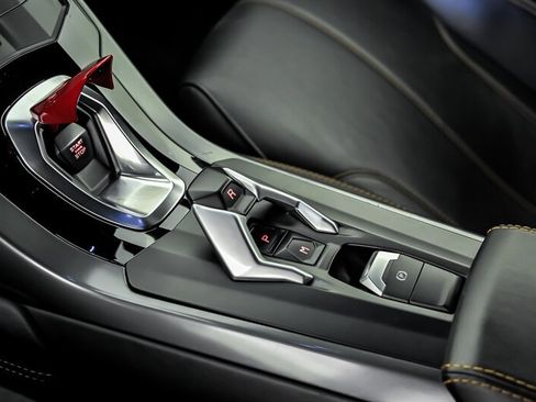 Used 2018 Lamborghini Huracan LP 580-2 RWD image 37