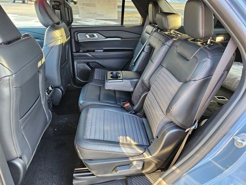 New 2026 Ford Explorer ST-Line w/ ST-Line Street Pack AWD/4WD image 12