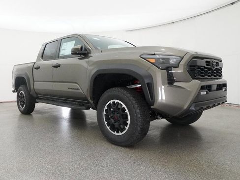 New 2026 Toyota Tacoma TRD Off-Road AWD/4WD image 32