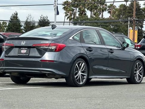 Used 2023 Honda Civic Touring image 5