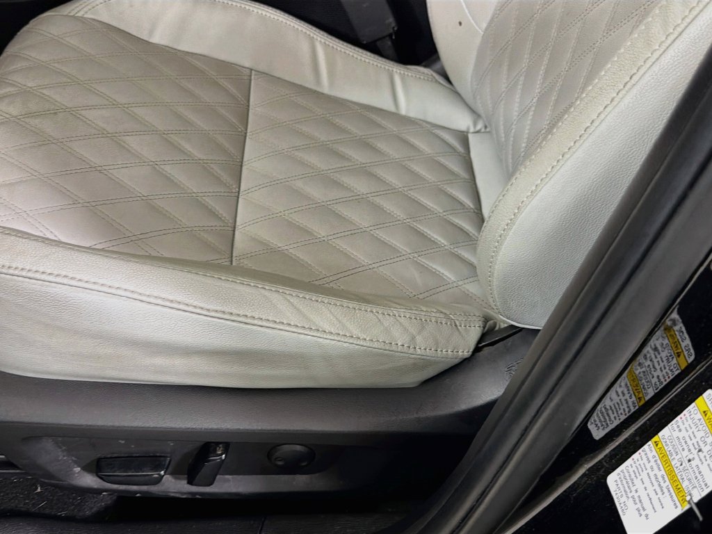 Used 2023 Mitsubishi Outlander SEL FWD image 18