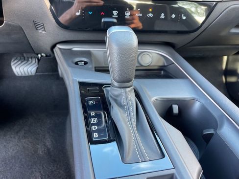 New 2026 Nissan Sentra SV image 12