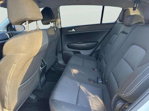 Used 2017 Kia Sportage LX FWD image 12