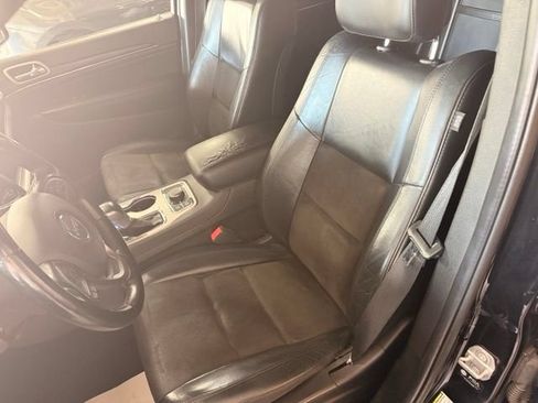 Used 2021 Jeep Grand Cherokee Limited AWD/4WD image 7