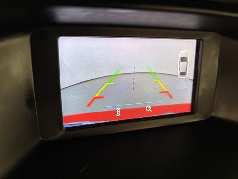 Used 2016 Ford Focus SE w/ Reverse Sensing Package image 25