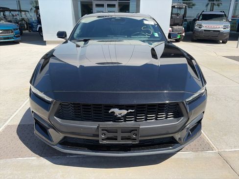 Used 2024 Ford Mustang Coupe RWD image 8