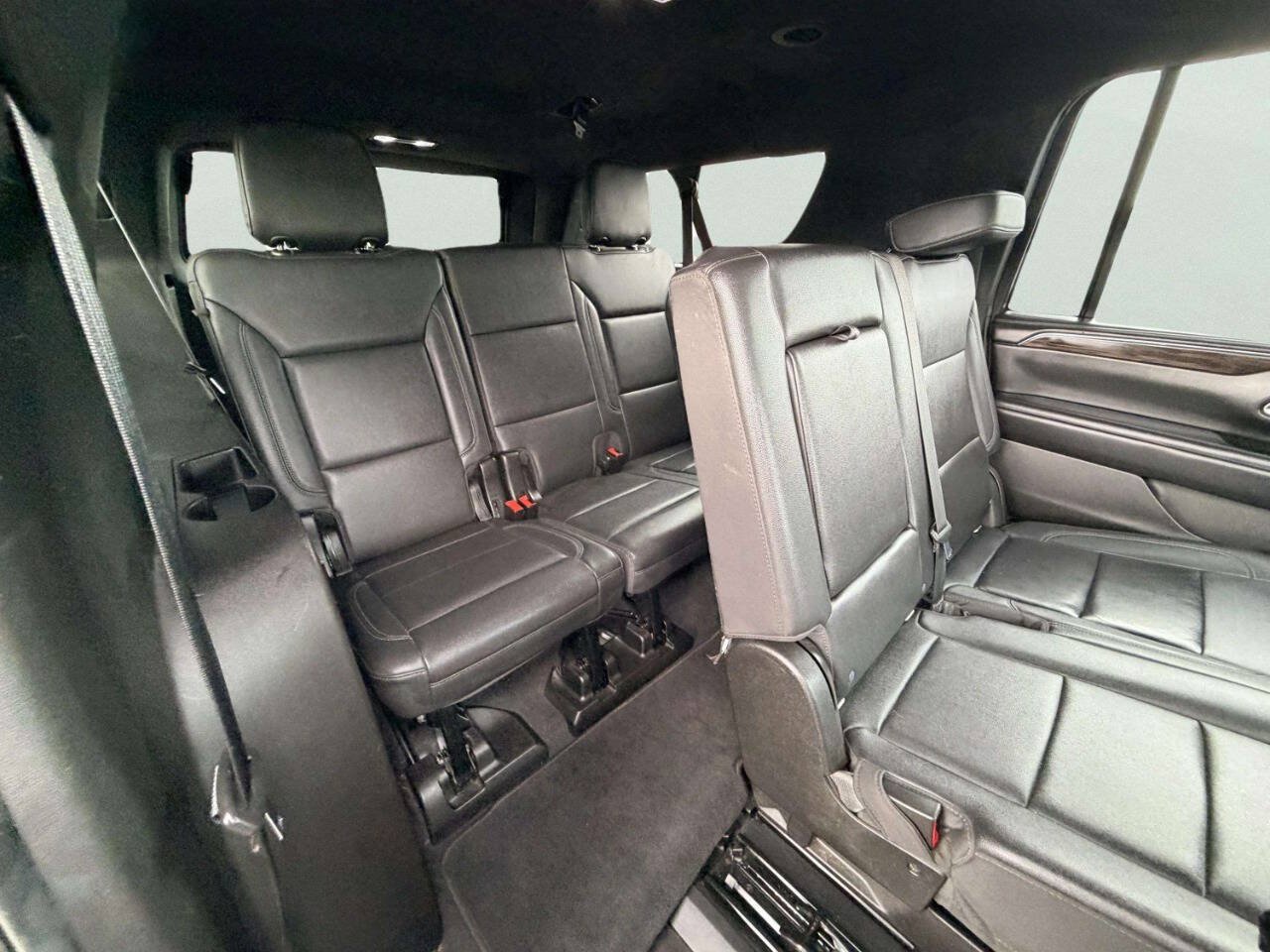 Used 2021 Chevrolet Suburban LT AWD/4WD image 29