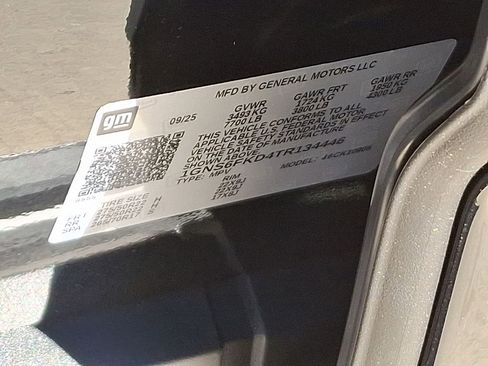 New 2026 Chevrolet Suburban Premier image 10