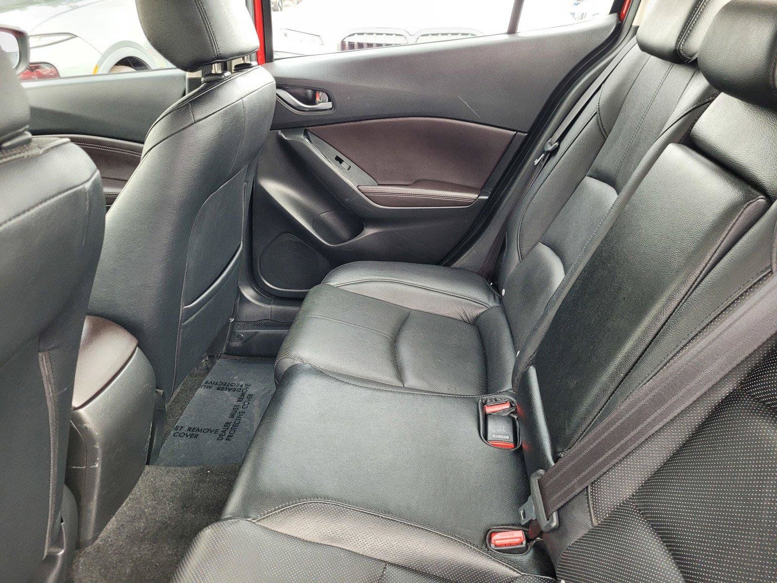 Used 2017 MAZDA MAZDA3 Grand Touring FWD image 16