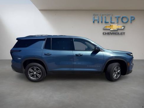 Used 2026 Chevrolet Traverse LT AWD/4WD image 4