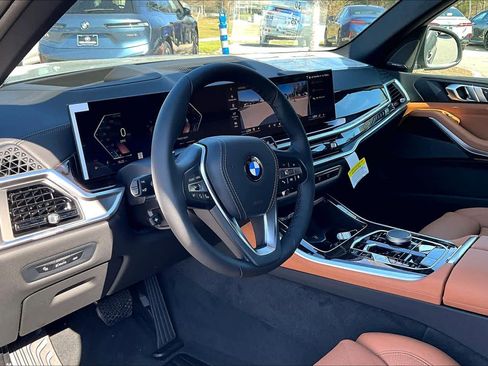 New 2026 BMW X5 xDrive40i w/ Premium Package AWD/4WD image 9