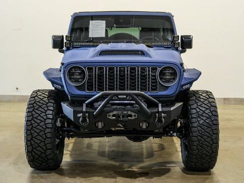 Used 2025 Jeep Wrangler Unlimited Rubicon w/ Safety Group AWD/4WD image 2