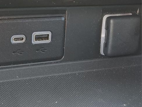 Used 2024 Chevrolet Tahoe LT image 25