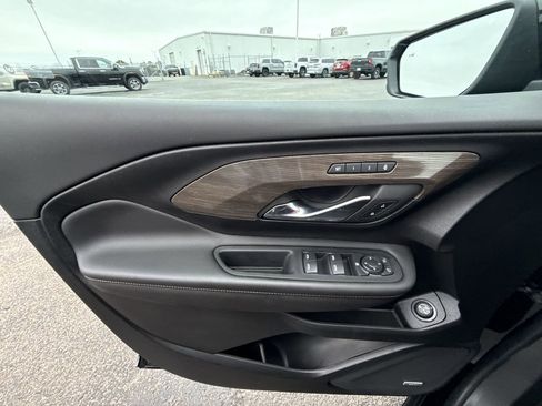 Certified 2024 GMC Terrain Denali w/ Black Diamond Edition image 29