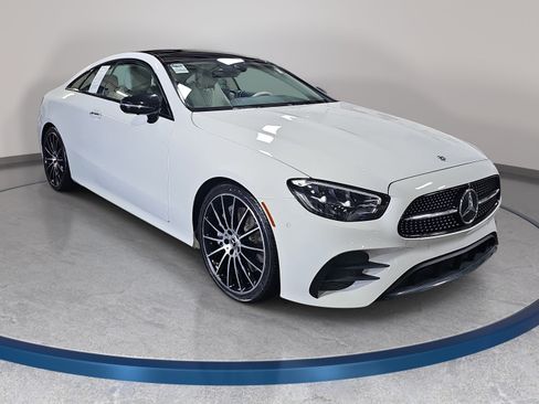 Used 2022 Mercedes-Benz E 450 Coupe image 3