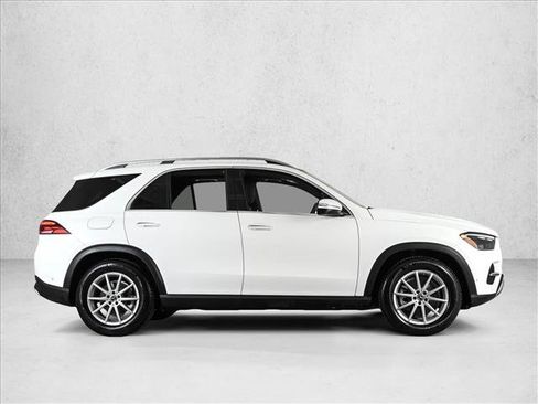Used 2025 Mercedes-Benz GLE 350 4MATIC image 4