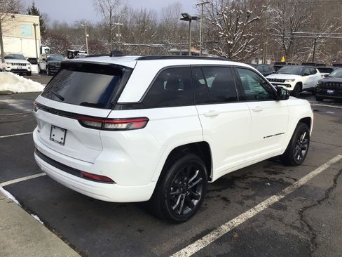 New 2026 Jeep Grand Cherokee Limited image 7