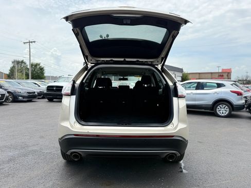 Used 2017 Ford Edge SEL AWD/4WD image 5