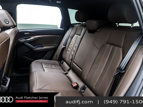 Used 2025 Audi Q6 e-tron Premium Plus w/ Premium Plus image 8